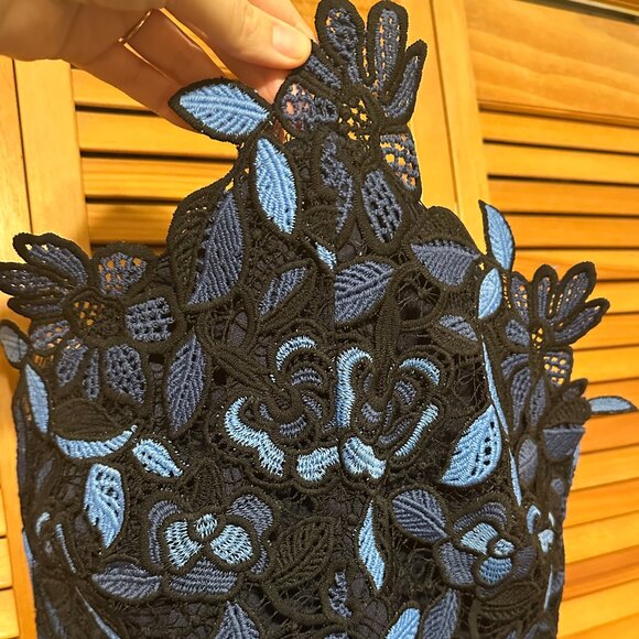 Elliatt Times Floral Crochet Dress - Picture 4 of 6